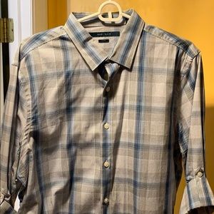 Perry Ellis slim fit dress shirt